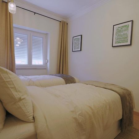 Appartamento Lisbon Charming 94D, Next To Metro Esterno foto