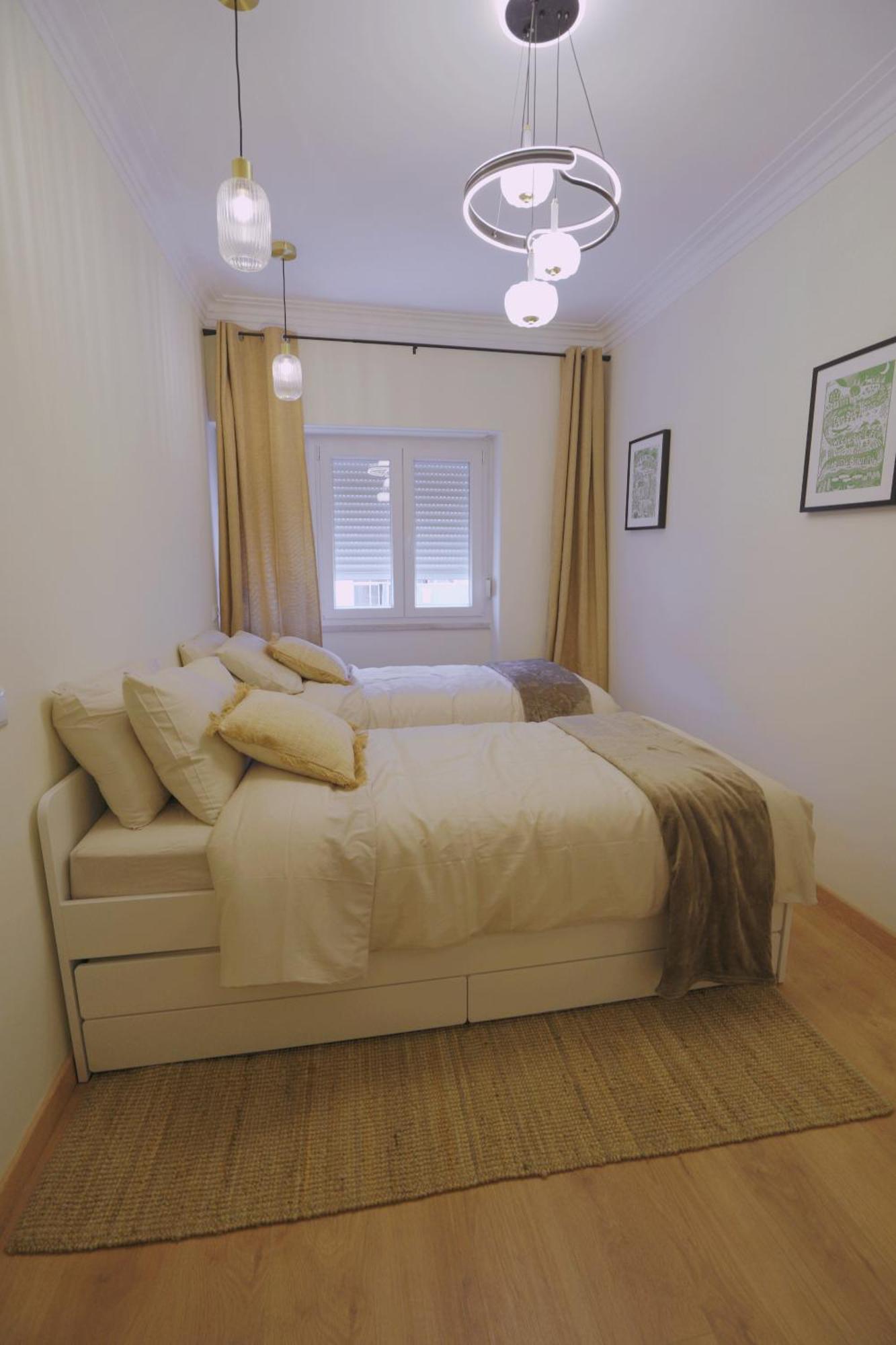 Appartamento Lisbon Charming 94D, Next To Metro Esterno foto