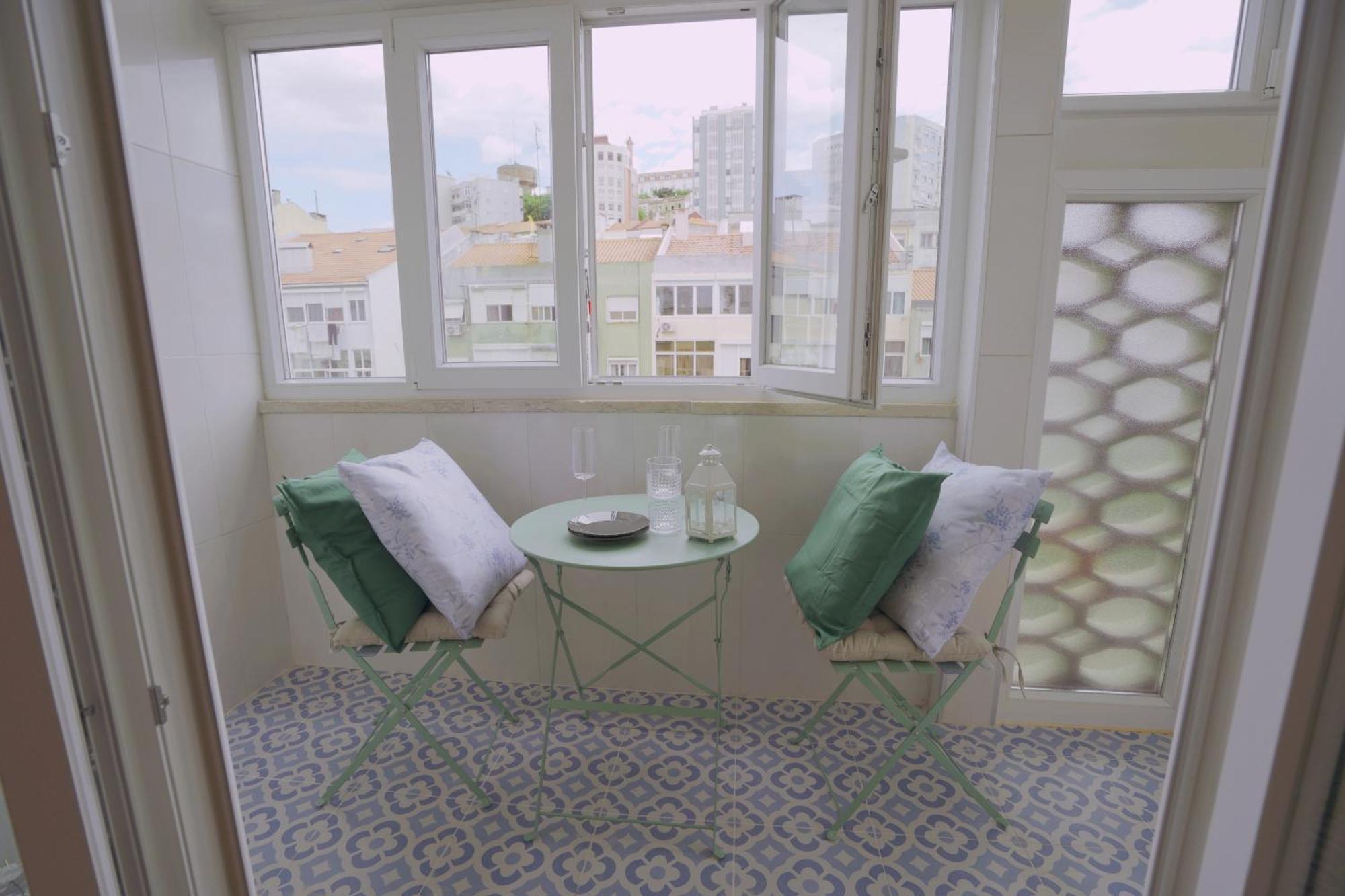 Appartamento Lisbon Charming 94D, Next To Metro Esterno foto